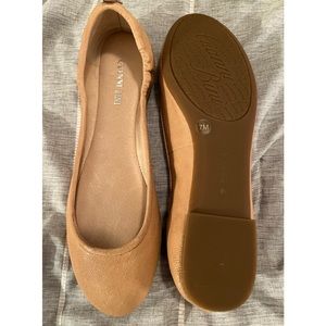 BNIB Gianni Bini Flats.  Size 7. Tan/Blush